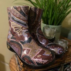 Alegria Multi color boots